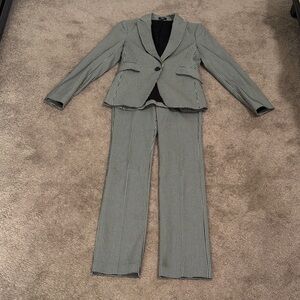 Express Black and White Houndstooth Blazer and Pants Set